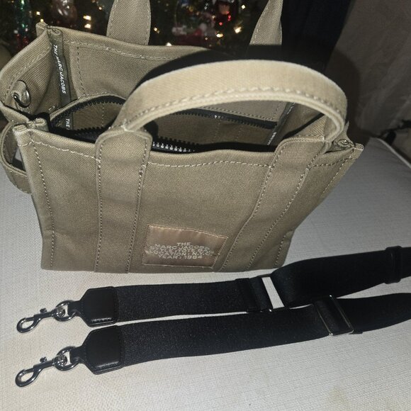 Marc Jacobs Tote Bag - Picture 2 of 7